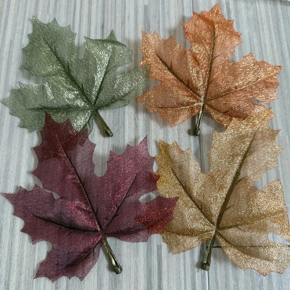 Crate&Barrel Set of 20 Autumnal Leaves NIB